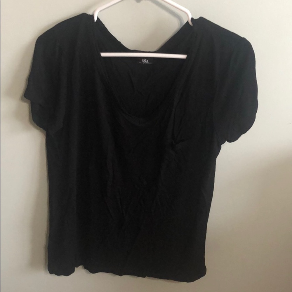 Black t-shirt
